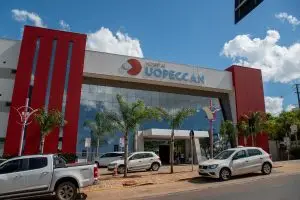 Campanha arrecada agasalhos para pacientes em tratamento contra o câncer em Umuarama